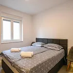 Compass Luxury Apartment