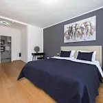 Luxury Five Bedroom Villa With Pool And Sunset View