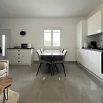 Anka - Apartment By The Sea