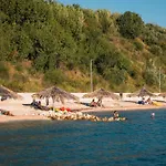 Odmoree Camp & Hostel