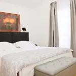 Apartmani Tri Ferala - Pakostane