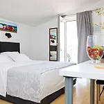Apartmani Tri Ferala - Pakostane