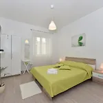 Rooms Old Town
