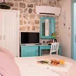 Auroom Superior Room & Terrace- Central Old Town