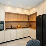 Lovely Apartment In Skabrnja