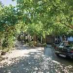 Awesome Apartment In Klek With Kitchen