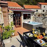 Village House Kate Dubravica