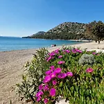 Sunshine Villa Buqez