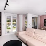 Stellazara Luxury Residence, New, Sea View, Center