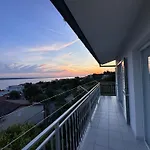 Apartmani Starigrad Paklenica - Danijel