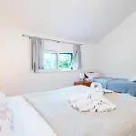 Apartment Azzurro 2 By Villas Guide