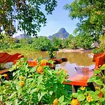 Tuyet'S Homestay