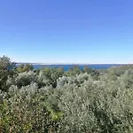 Seaside Holiday Home In Starigrad With Garden And Balcony