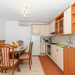 Apartment Orlovic Old Town