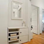 Apartment Kal