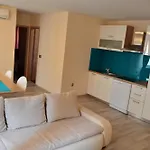 Apartment Maraschino