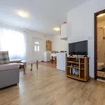 Apartments Aida