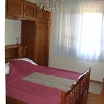 Mara Guest House
