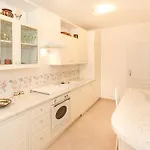 Three Wells Apartment