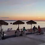 Apartments With Sea View