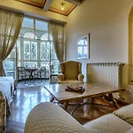 Villa Mediteran