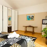 Apartments Villa Orange