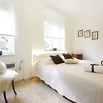 Allegro Exclusive Suites Old Town Center
