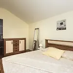 Apartment Dina