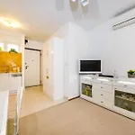 Apartment Romansa