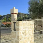 Villa Tapenade