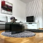 Villa Ana