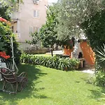 Apartments Travarevic