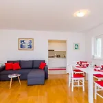 Grand Apartment