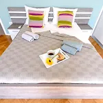 Deluxe Apartment Oskar