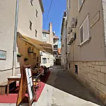 Apartments Tonino