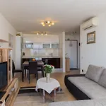 Apartment Blue Eye