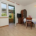 Filipi Apartment