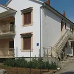 Apartmani Petra