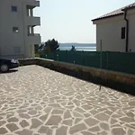 Apartments Seline/Paklenica Riviera 34217