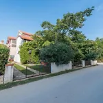 Apartment Hrala