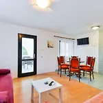 Apartments Lojan
