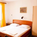 Accommodation Vitaic - Guest House