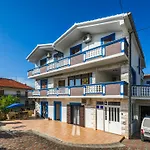 Apartmani Nena