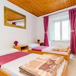 Rooms Jozomare