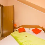 Apartments Moretic