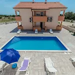 Apartments Isola