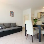 Apartment Lucy