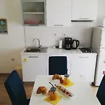 Sun&Sea Studio Apartments