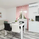 Apartman Roko