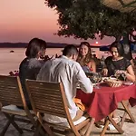 Seahorse Mobile Home, Soline Biograd